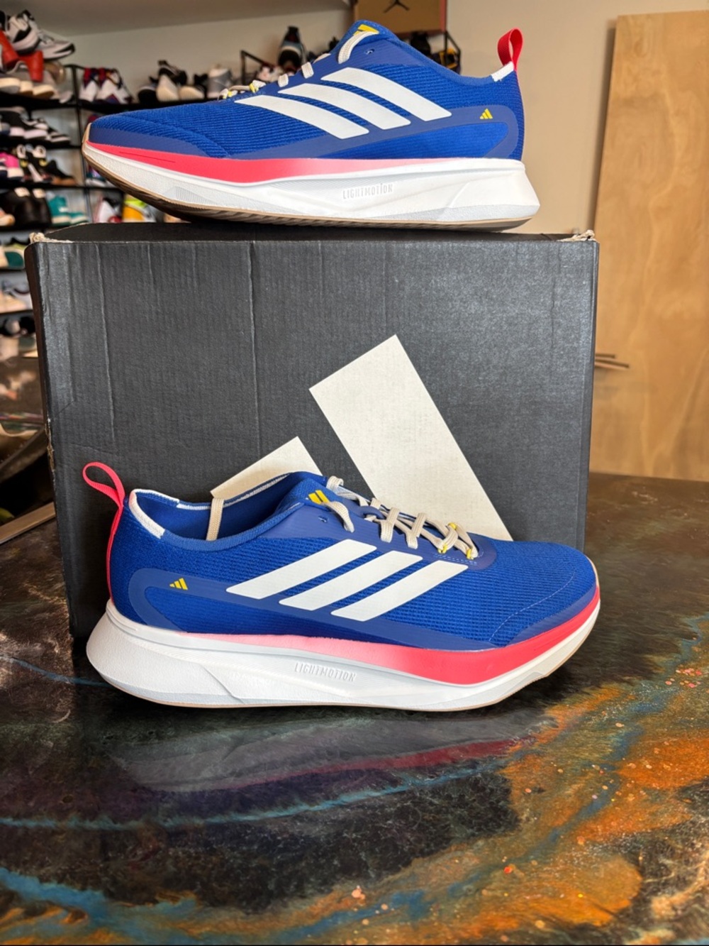 Adidas Jogit M JR0867 Size 10.5M New with Box